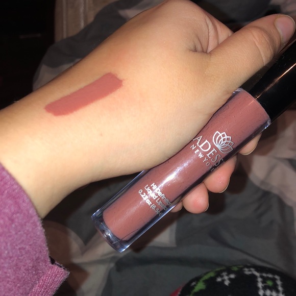 nude lipstick - Picture 2 of 2